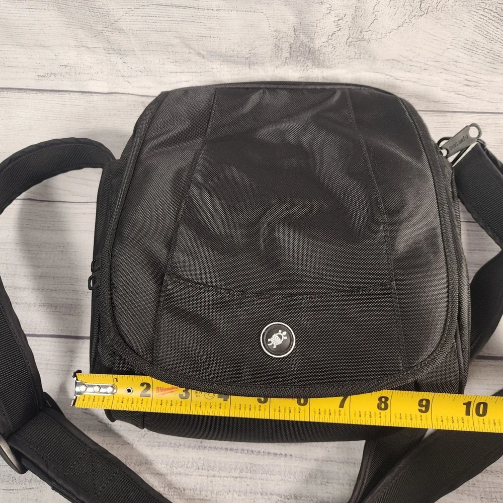 Pacsafe Metrosafe 200 Shoulder Bag Black Anti-Theft Crossbody PB001 eXomesh